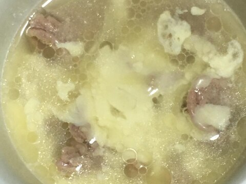 豚挽き肉とシュレッドチーズのスープ
